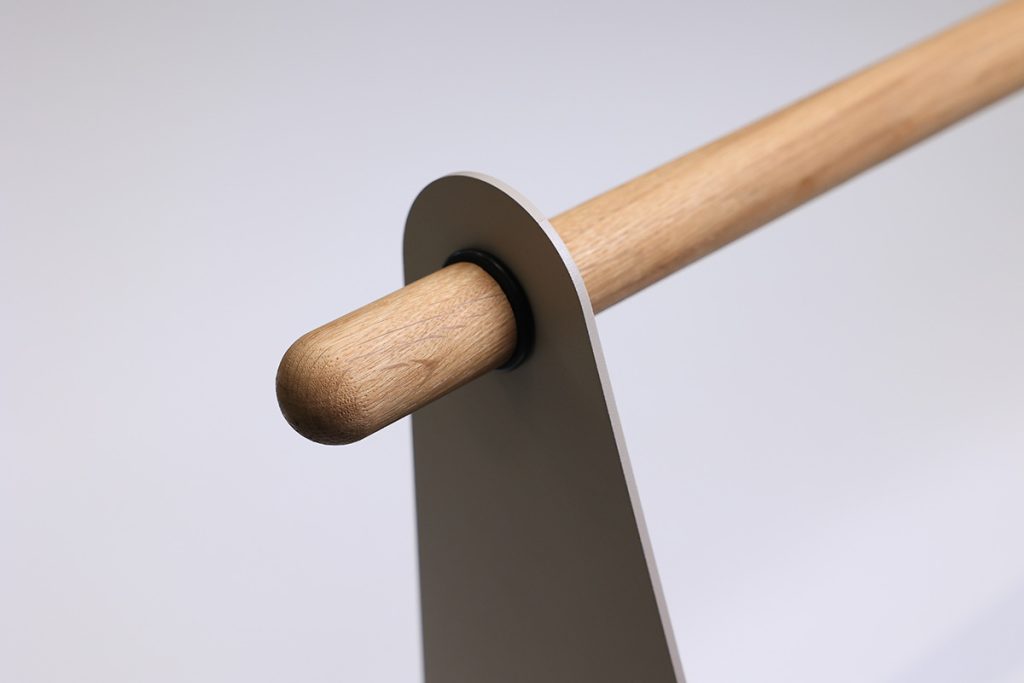 Bild 3 von 4 in Linn Kleiderstange Galerie