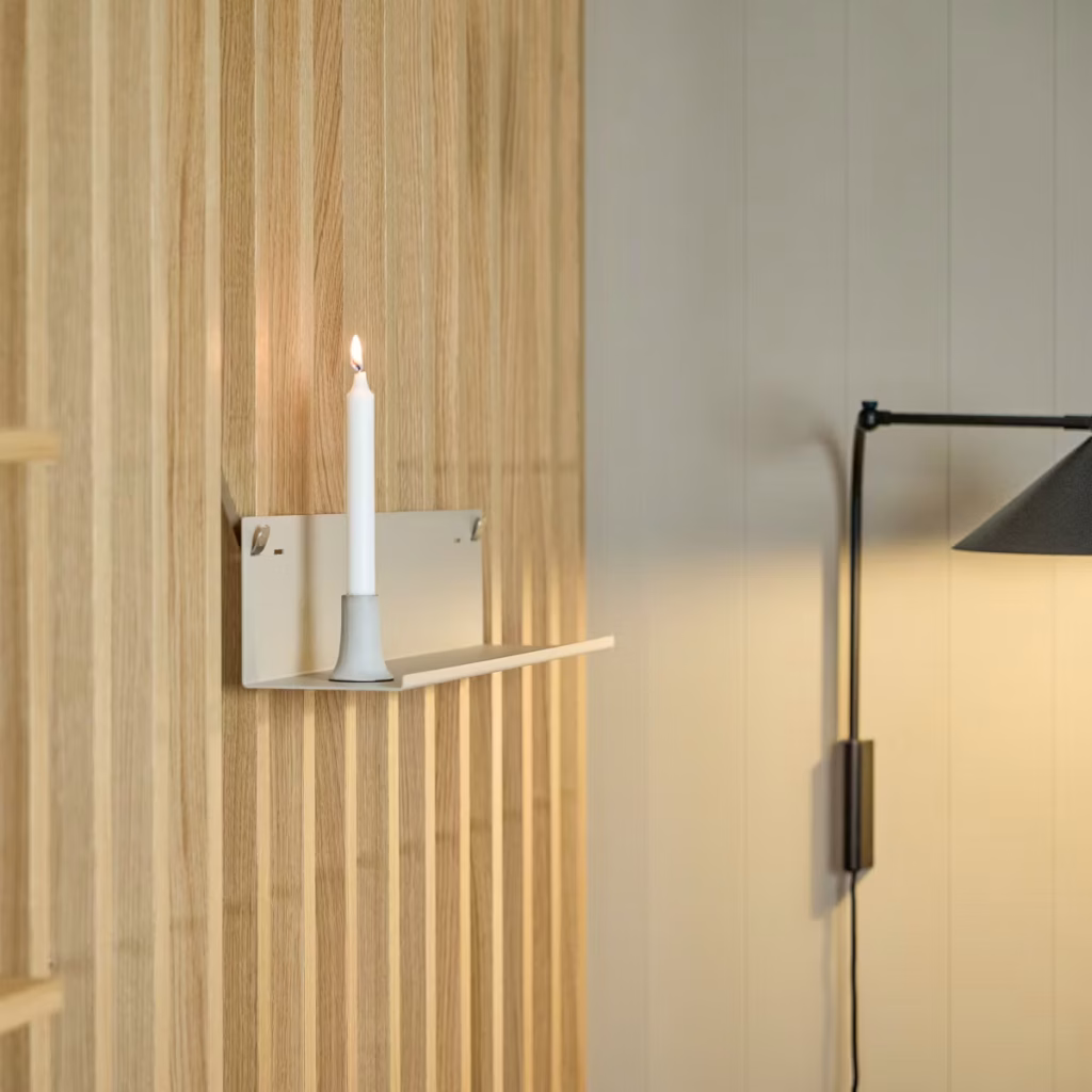 Bild 5 von 8 in EMBRACE | Nell Metal Shelf Galerie