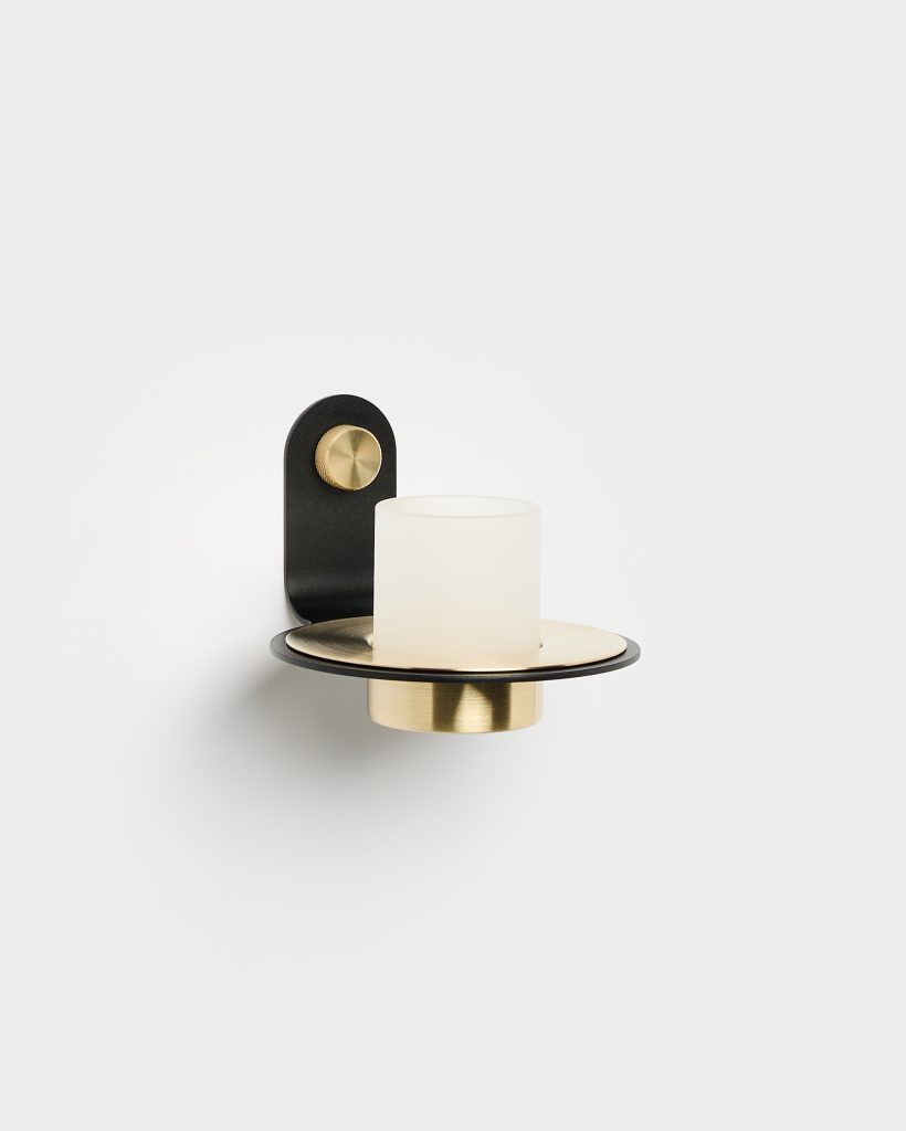 Bild 1 von 6 in Norr Candle Holder Galerie